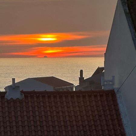 Apartamento Sunset House / Casa Por Do Sol Nazaré Exterior foto